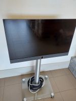 Loewe Fernseher mit Standfuss