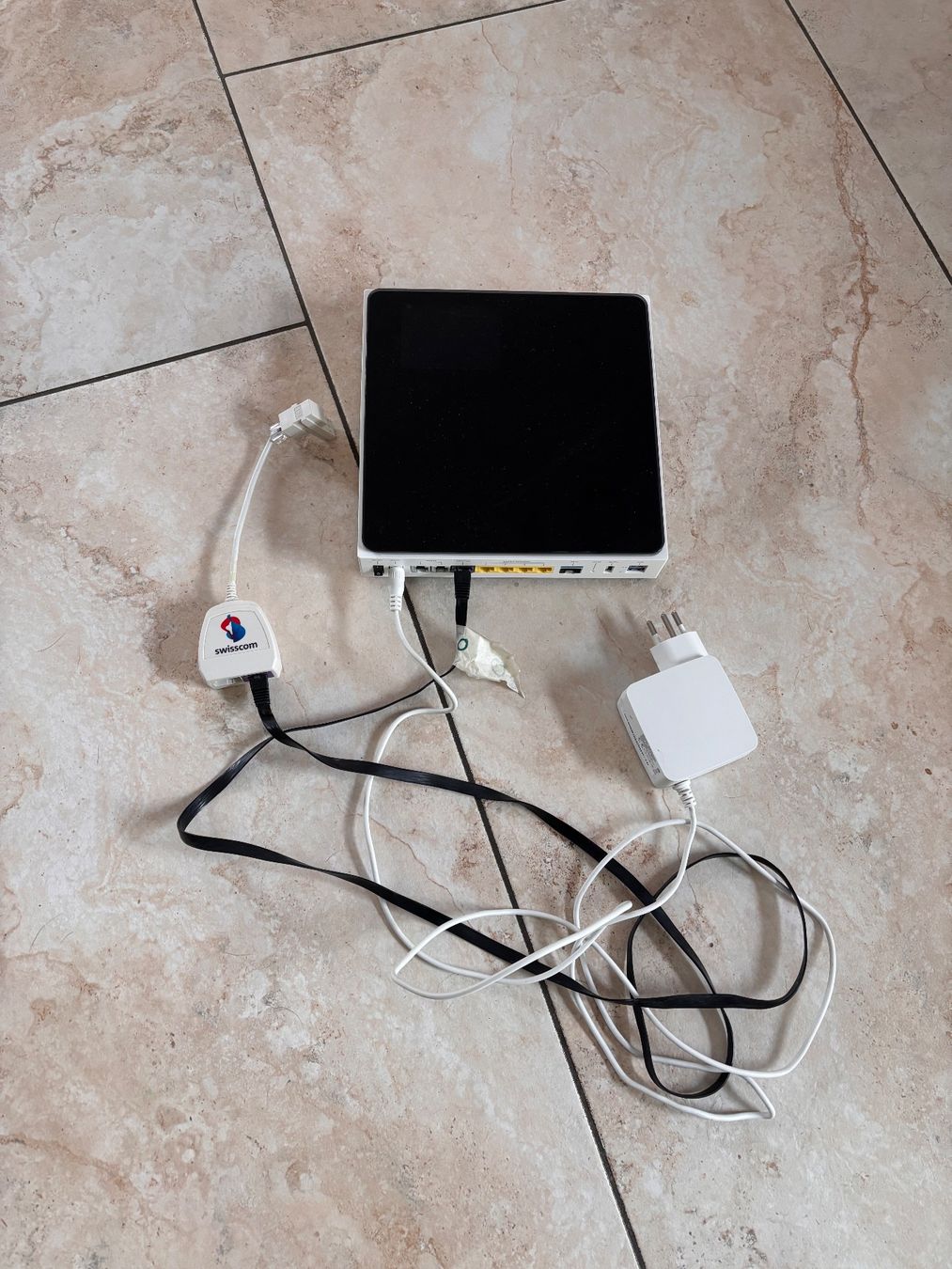 Swisscom Modems & Router: Swisscom Internet-Box Standard Router - Top Zustand! – Gebraucht aus St. Niklaus VS von Wallis4ever