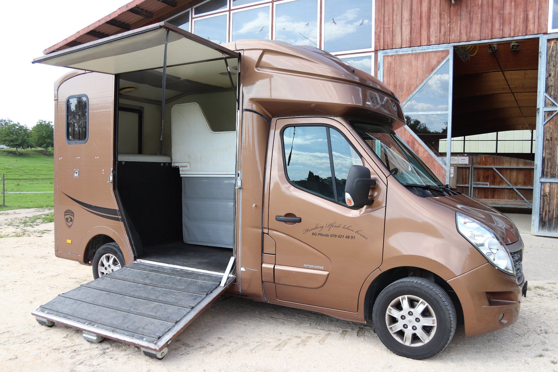 Renault Veicoli commerciali: Pferdetransporter Renault Paragan – Usato da Bubikon venduto da Chicago51 2