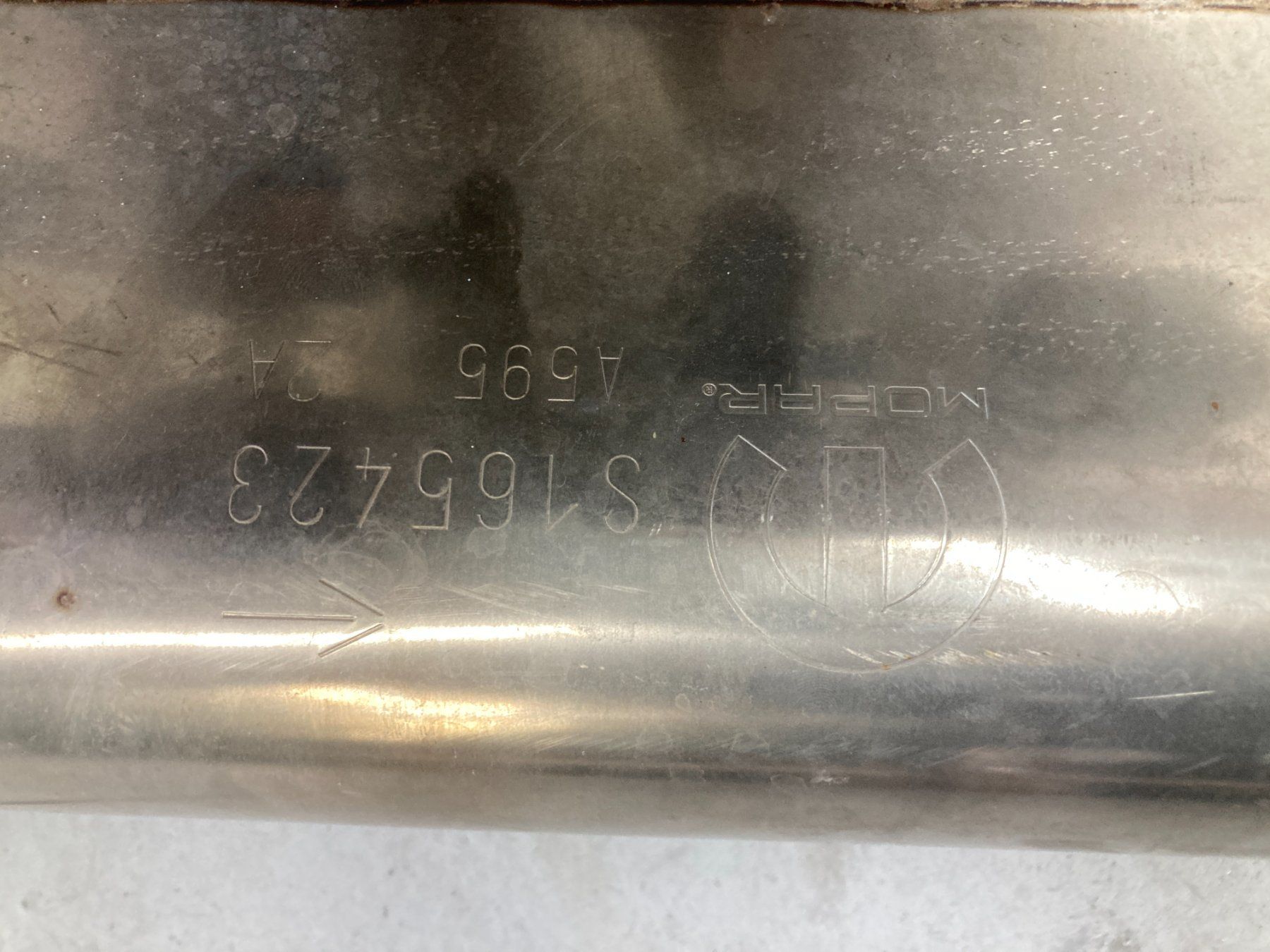 Jeep Sistemi di scarico: Jeep Wrangler 392 V8 Mitteltopf – Difettoso da Cham venduto da Cham6332 4
