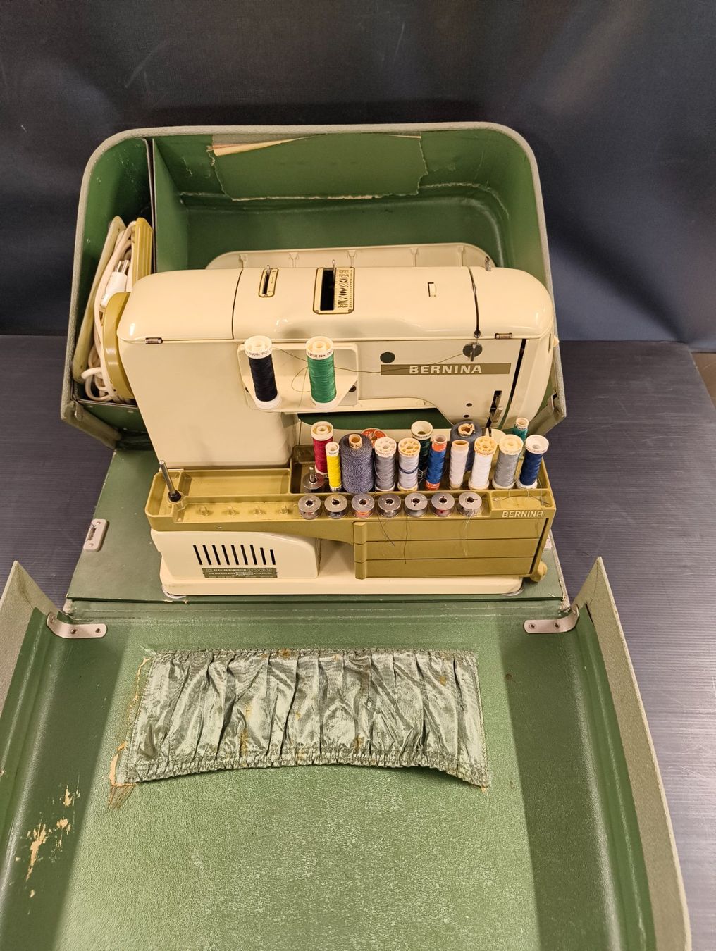 Bernina Macchine da cucire: Bernina 730 – Usato da Basel venduto da bk_brockibasel 1