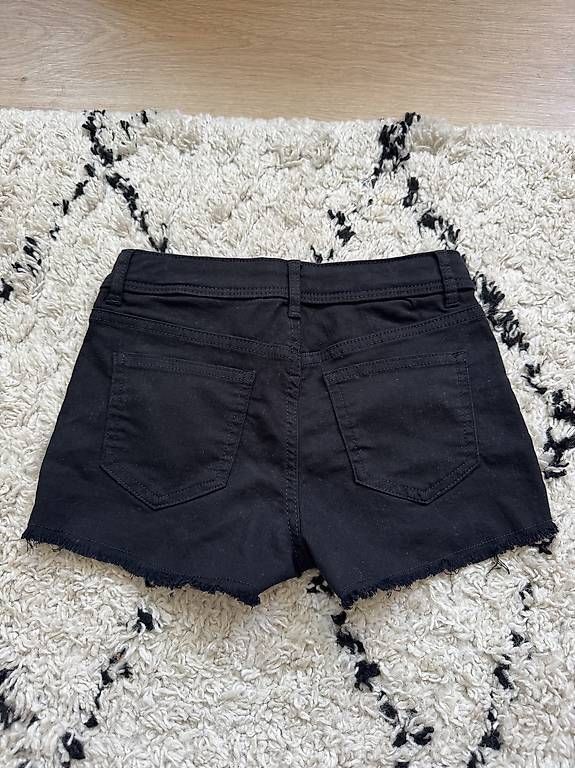 H&M Pantaloni: Sommershorts Neu Grösse 146 – Usato da Buchs ZH venduto da hipsternut 2