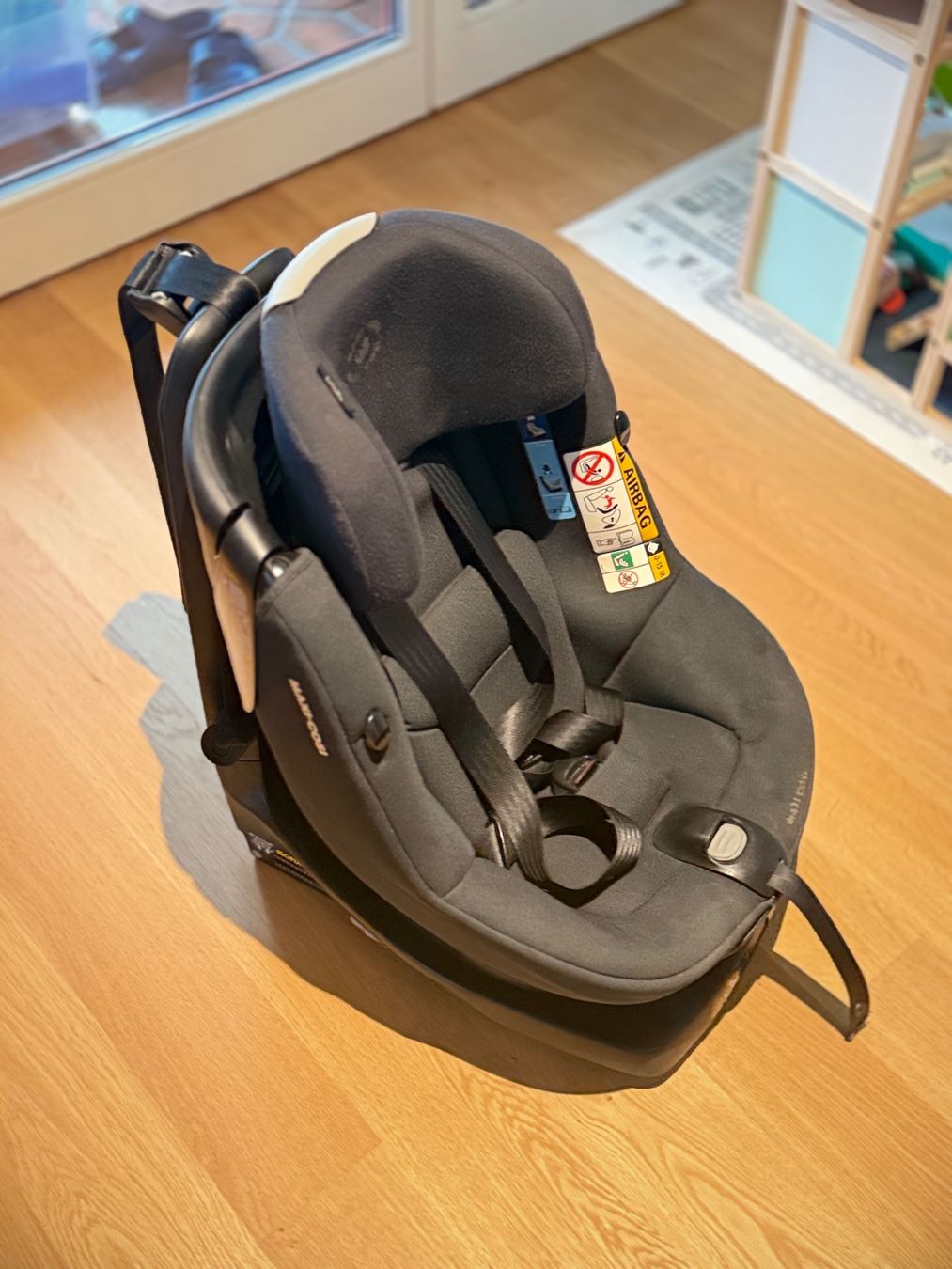 Seggiolini per auto: Maxi-Cosi Kindersitz AxissFix – Usato da Meggen venduto da Freinhard