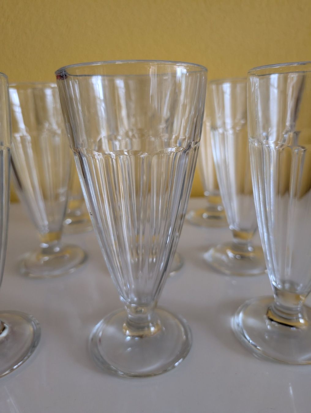 Bicchieri: 9 Dessertgläser, Milkshake Gläser, Eisbecher, Vintage – Usato da Cugnasco venduto da tizianaq 2
