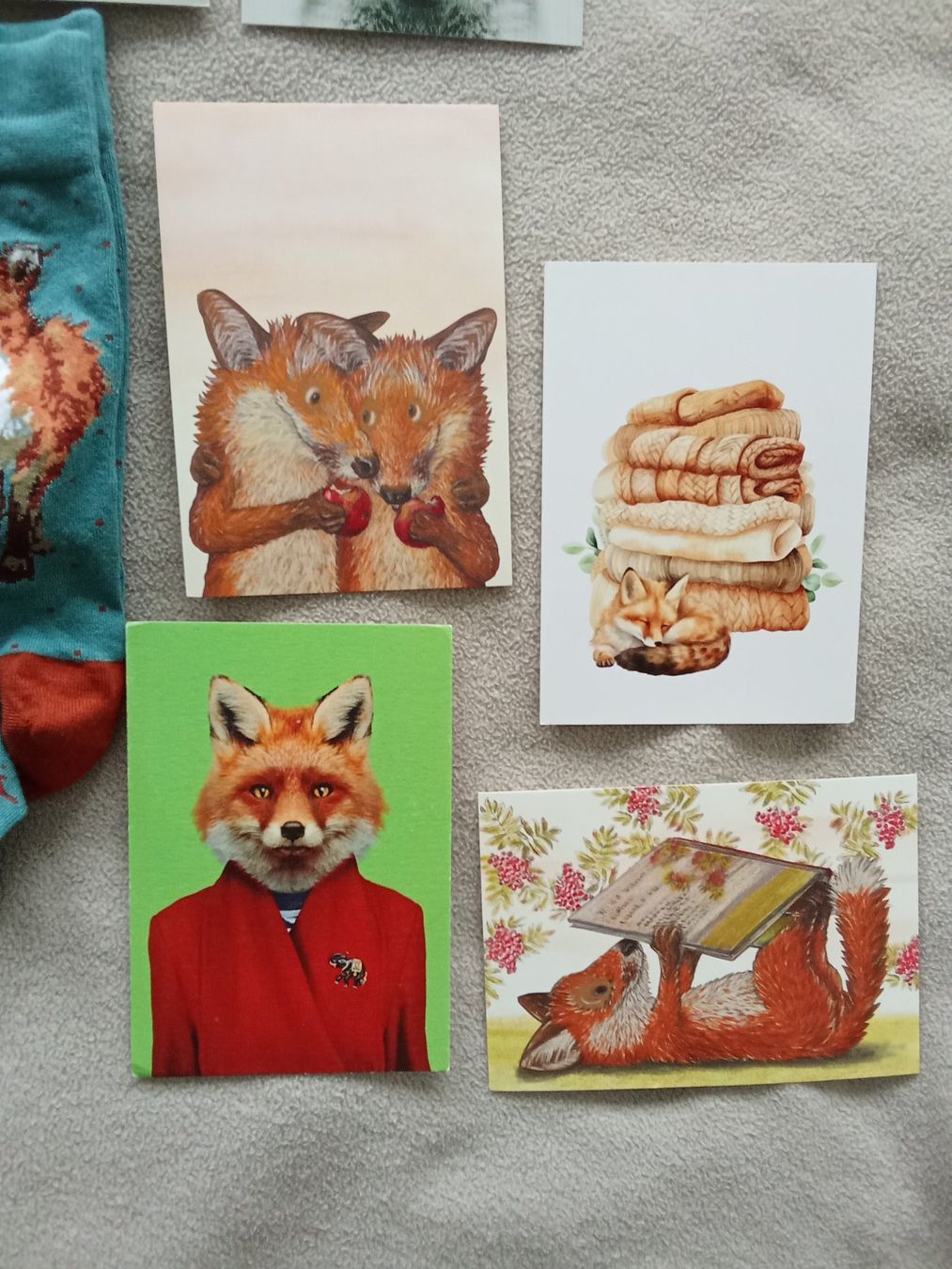 Calze: Für Fuchsfreunde: Beulentröster, Socken, Postkarten als SET – Nuovo (secondo la descrizione) da Rothrist venduto da derailed1987 5