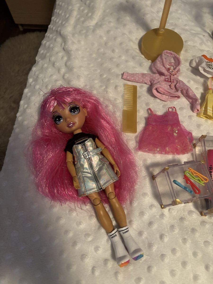 MGA Bambole: Rainbow High Fashion Studio – Usato da Rüti ZH venduto da Crystal_Bloom 2