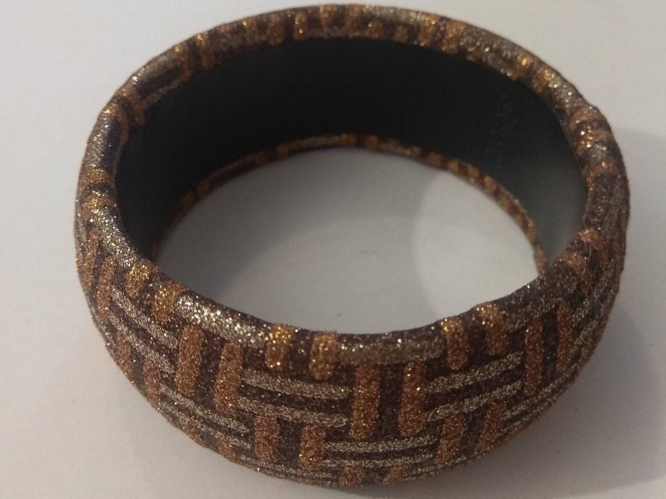 Armbänder & -reifen: Armreif – Neu und originalverpackt aus Münchenbuchsee von Daniel0133