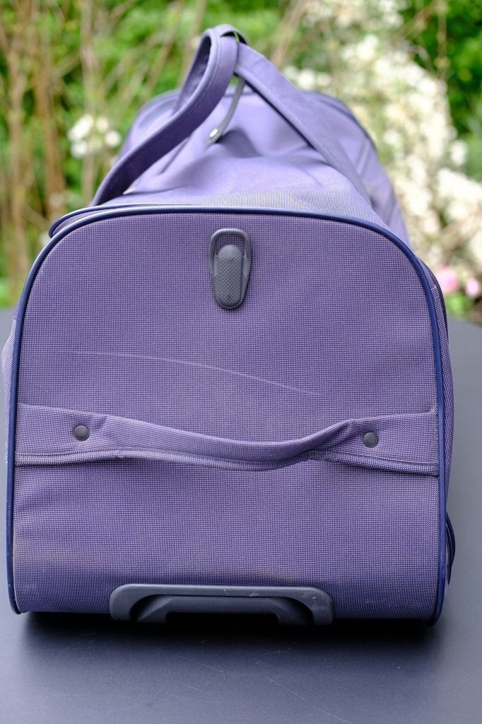 Samsonite Borse: Reisetasche Samsonite mit Rädern – Usato da Muttenz venduto da Montreal1986 1