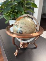 Vintage Globus auf Messing-/Holzständer – Dekoration