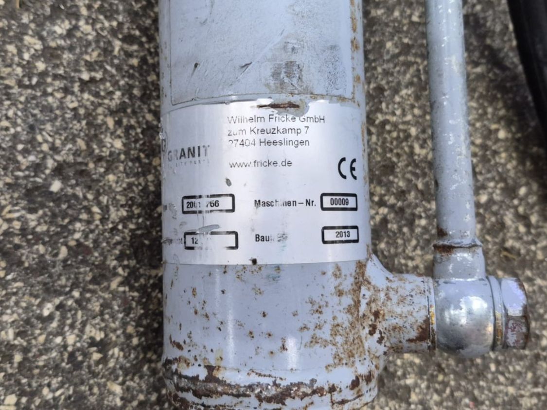 Sonstiges Fahrzeugzubehör: Hydraulische Oberlenker Kat 2 – Gebraucht aus Niederwil AG von Maeder_AG 6