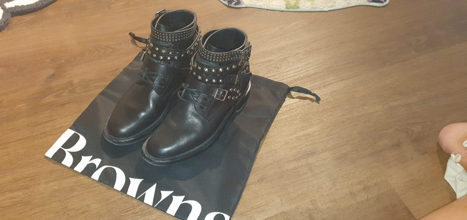 Saint Laurent Damenschuhe: Bottes Saint Laurent - IT 38 – Gebraucht aus St-Sulpice VD von juhdu 7