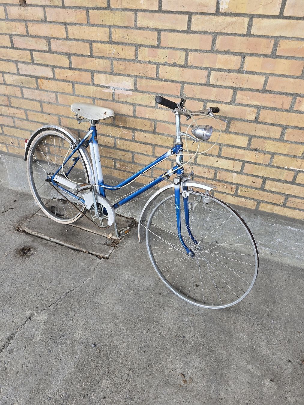 Velos: Retro Velo "Holiday" blau/weiss, – Defekt aus Aarberg von 2002stefan