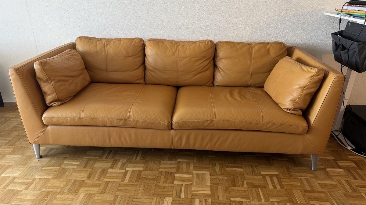 Sofas: Ledersofa – Neu (gemäss Beschreibung) aus Nussbaumen AG von fri_r7mk 1
