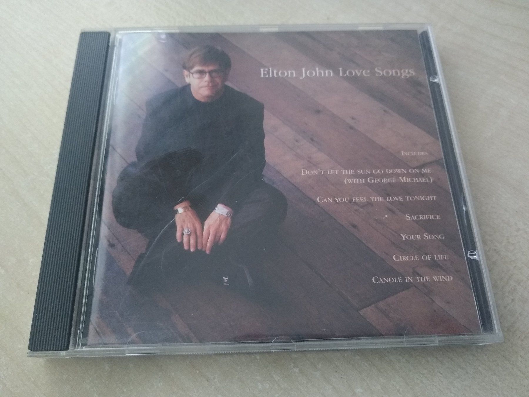 CD: Elton John - Love Songs – Usato da Olten venduto da prusik02