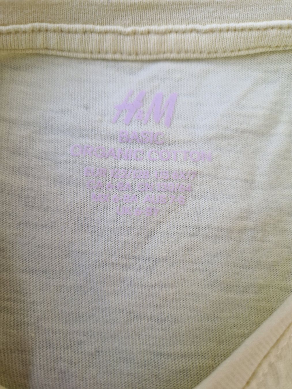 H&M Blusen, T-Shirts & Tops: H&M Top Gr 122 - 128 – Gebraucht aus Zollikerberg von nmonika 1