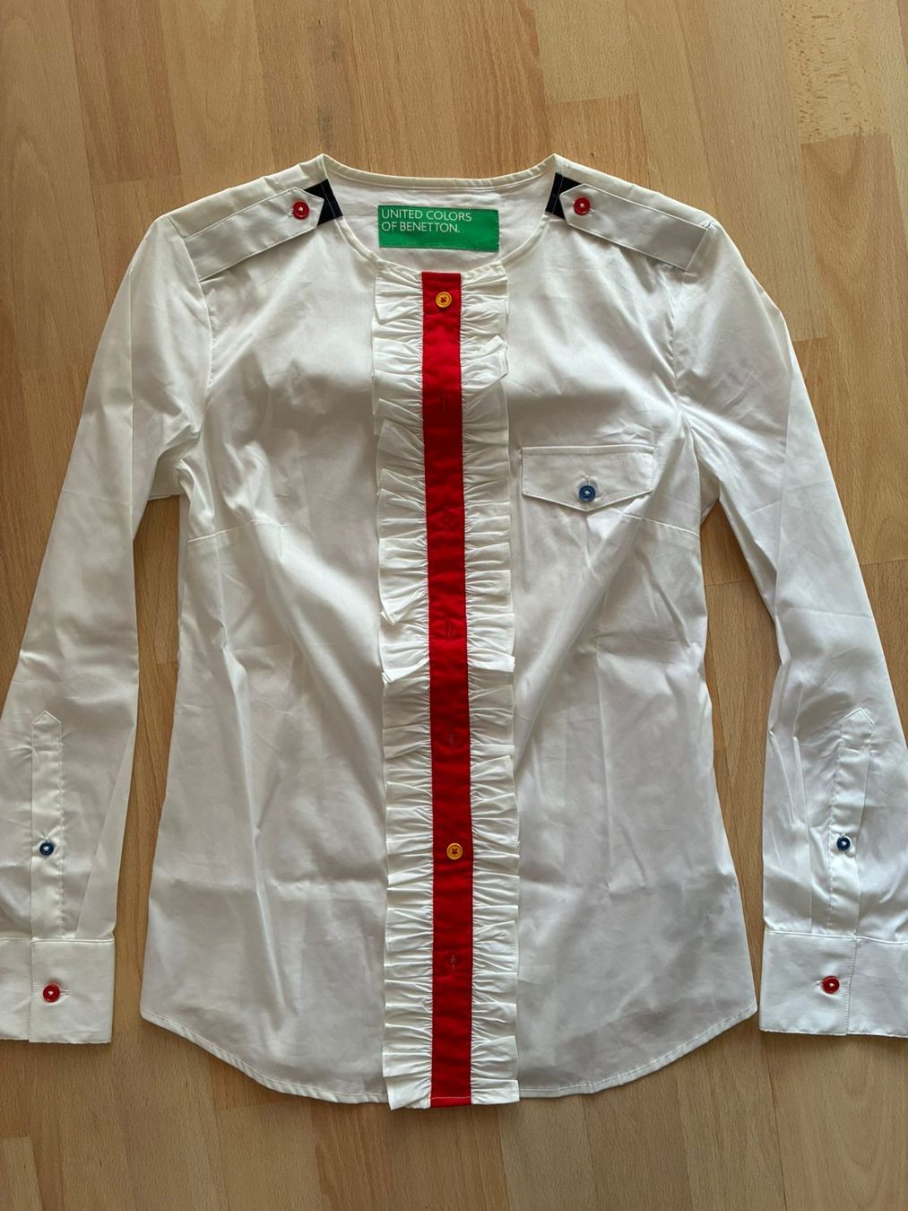 Benetton Camicette: BENETTON DAMEN BLUSE Gr. XS – Usato da winterthur venduto da MEAhealingBrush