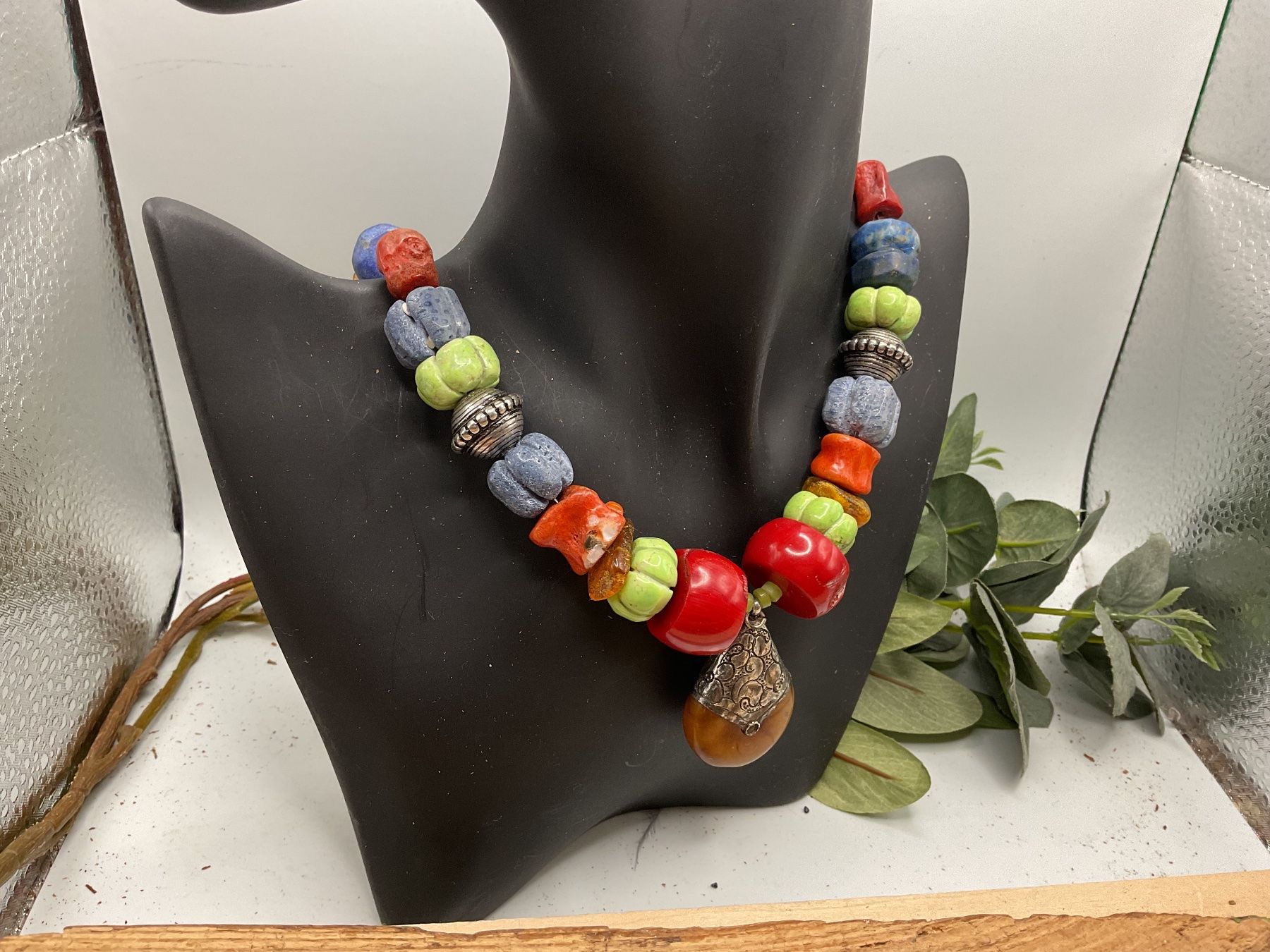 Catenine: Ethnokette aus versch. Materialien – Usato da luzern venduto da Alpendorf1