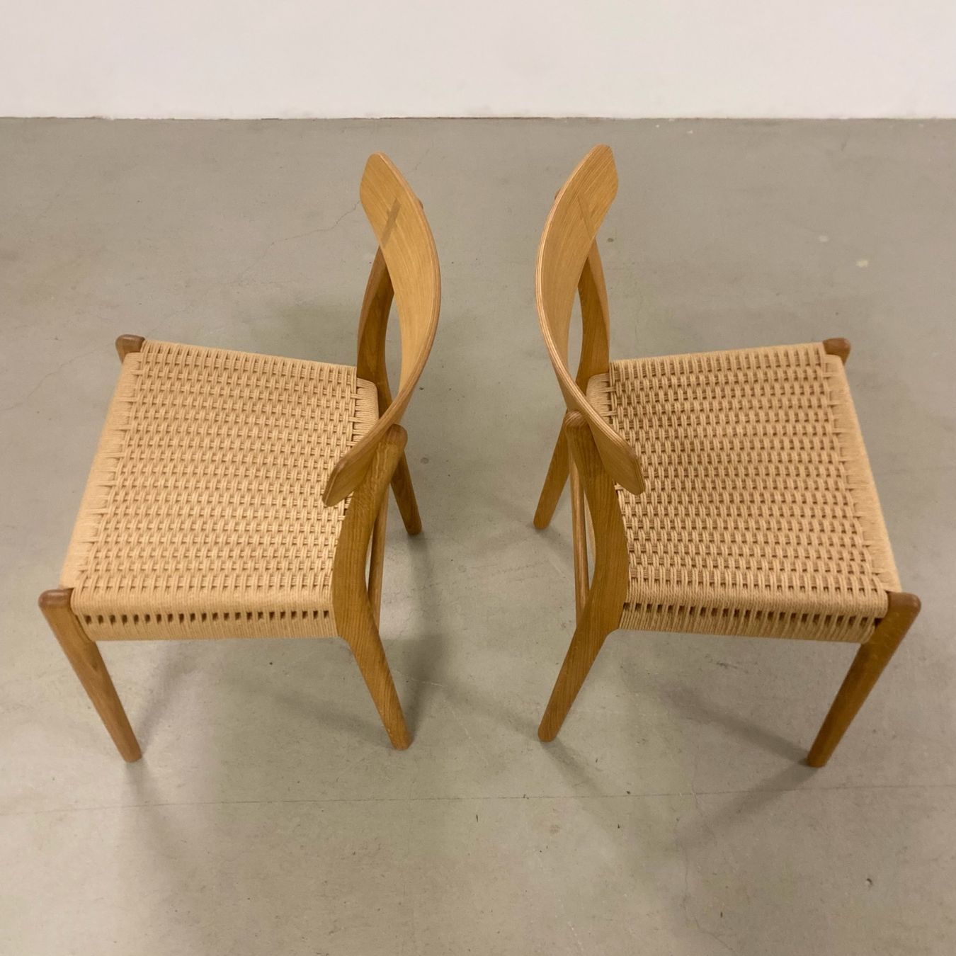 Poltrone: 4x Hans Wegner Stühle CH23 Denmark Designklassiker – Usato da Basel venduto da MidMod20C 8