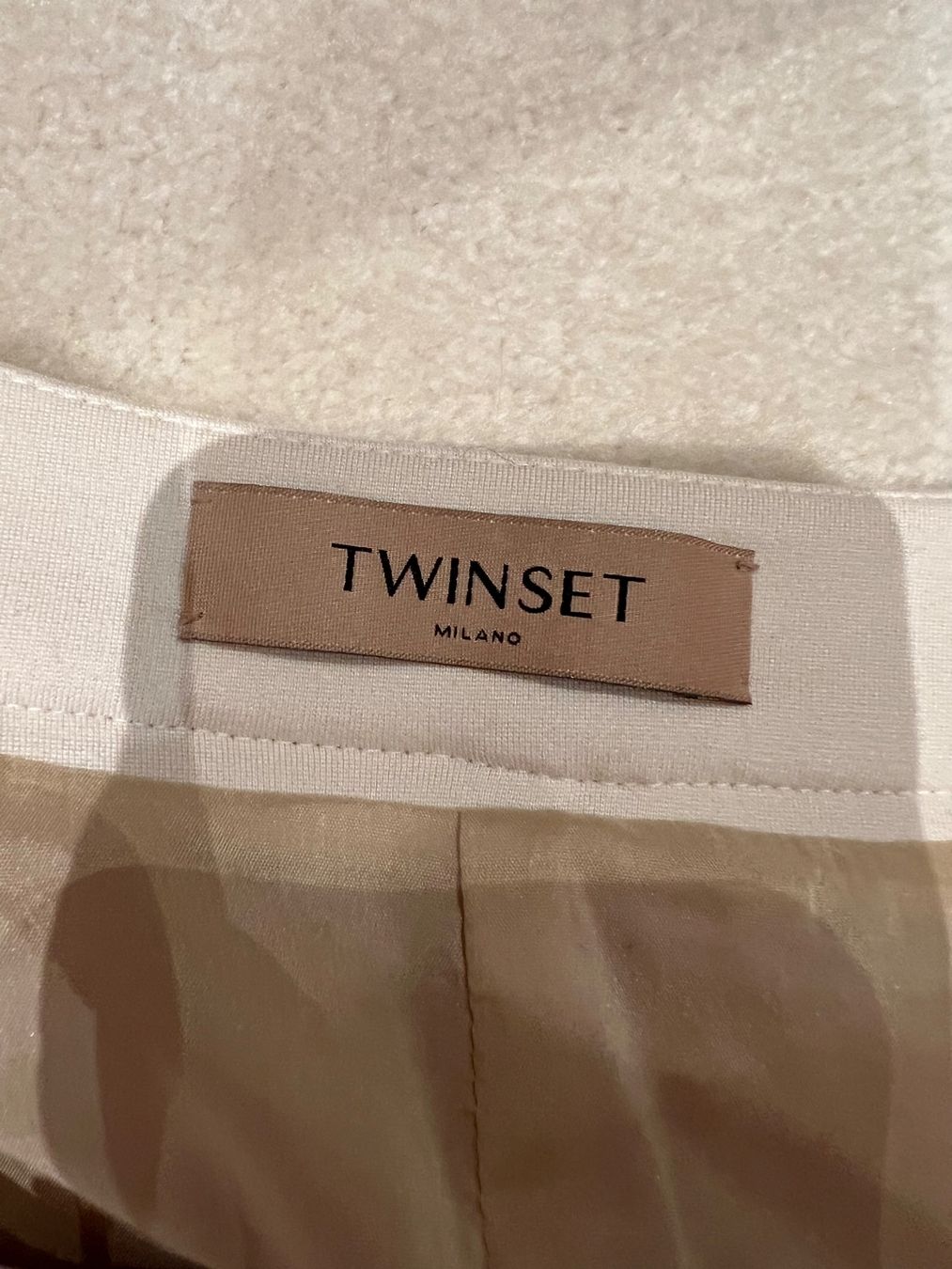 Twinset Kleider: Twin Set Bouclé Minikleid Gr. L – Gebraucht aus Kilchberg ZH von Lisavivienne 6