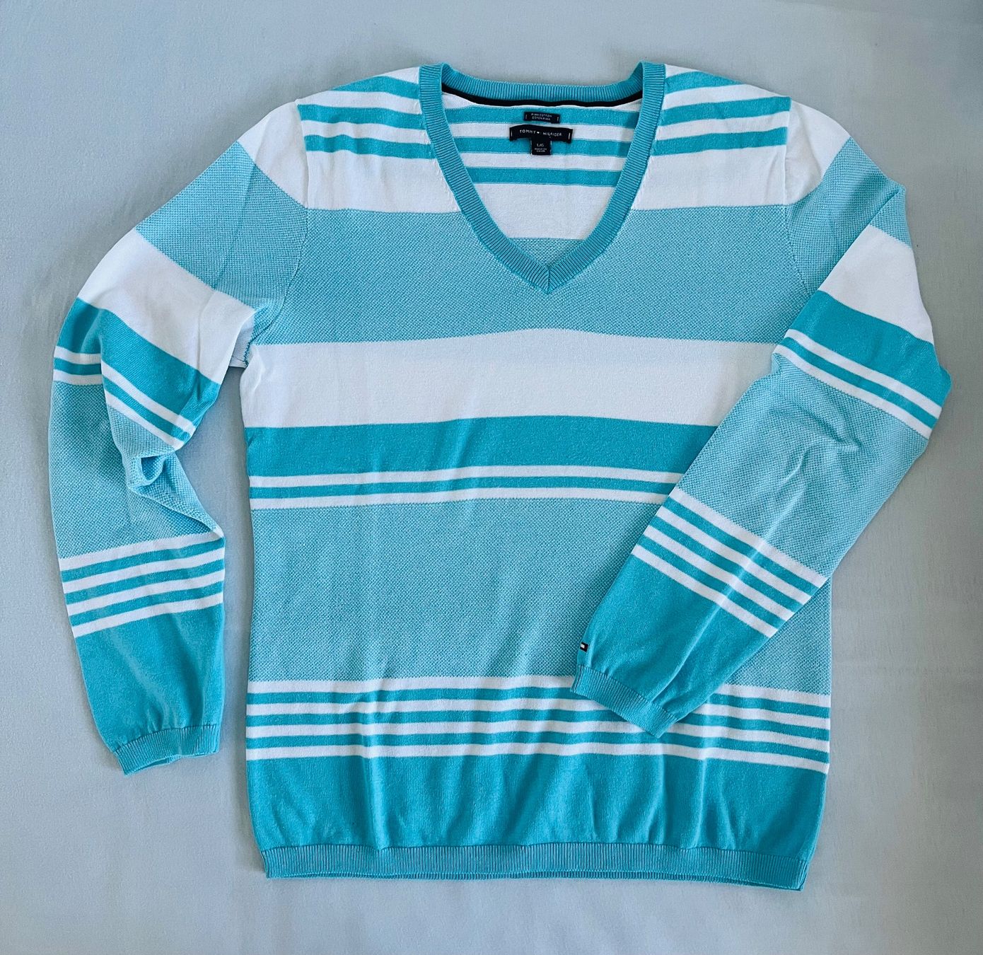 Tommy Hilfiger Maglioni & Felpe: Pull femme Hilfiger taille M – Usato da Le Crêt-p-Semsales venduto da staglione69