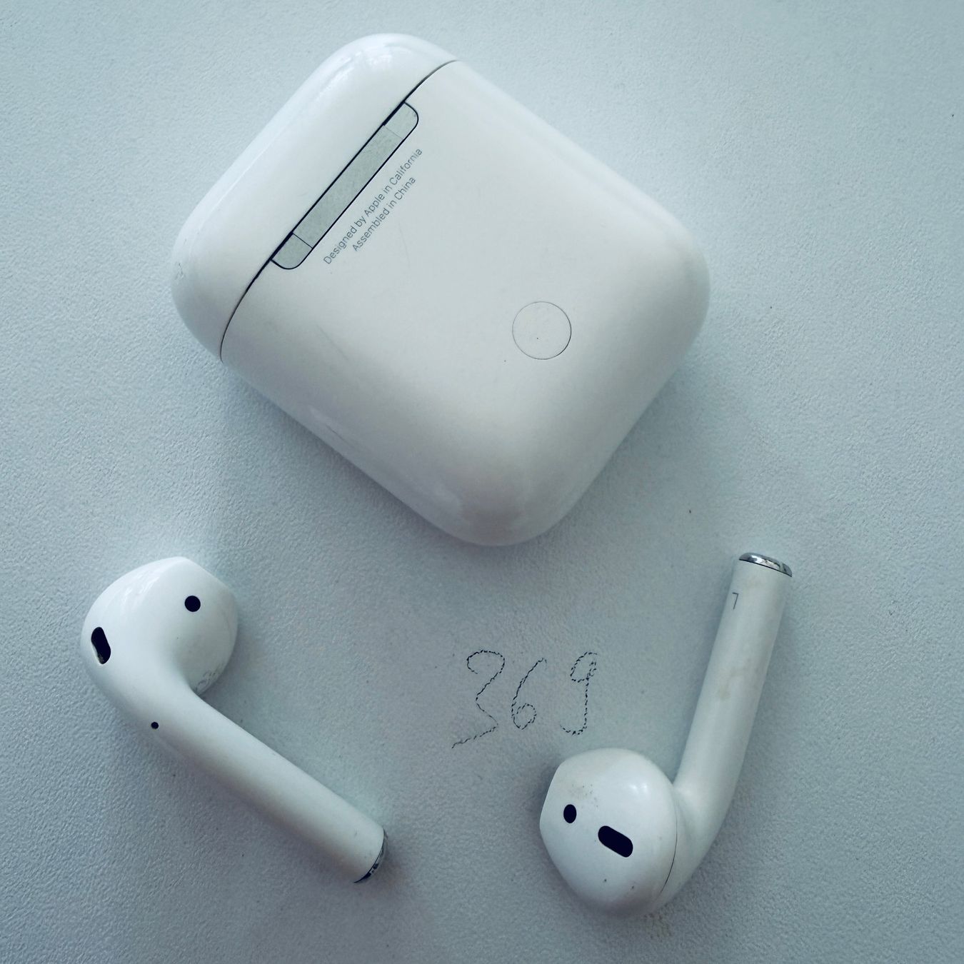 Apple Cuffie: Original Apple AirPods 2 Gen. Wireless Kopfhörer & Case – Usato da Basel venduto da MY.AIRPODS.SHOP 6