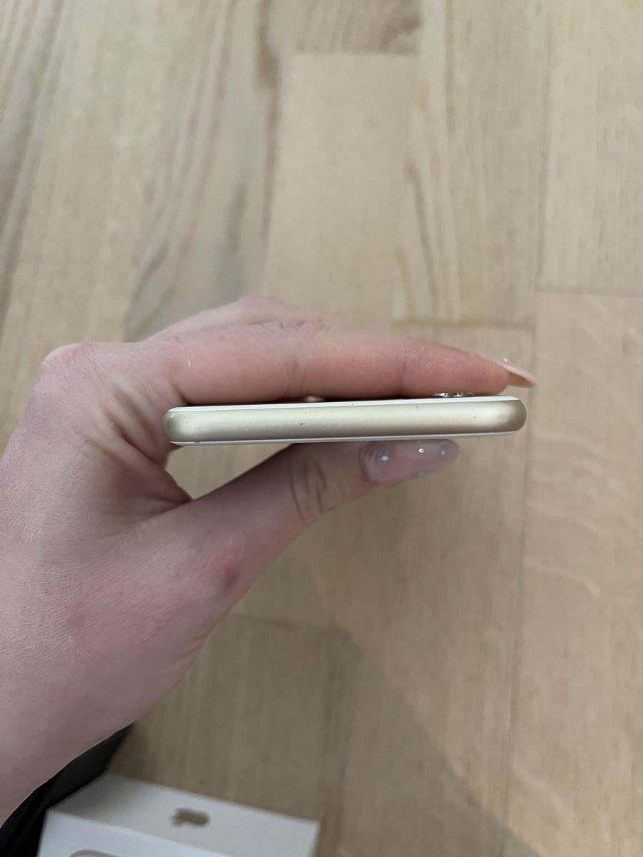 Apple Handys / Smartphones: Iphone 6S – Gebraucht aus Liestal von  7