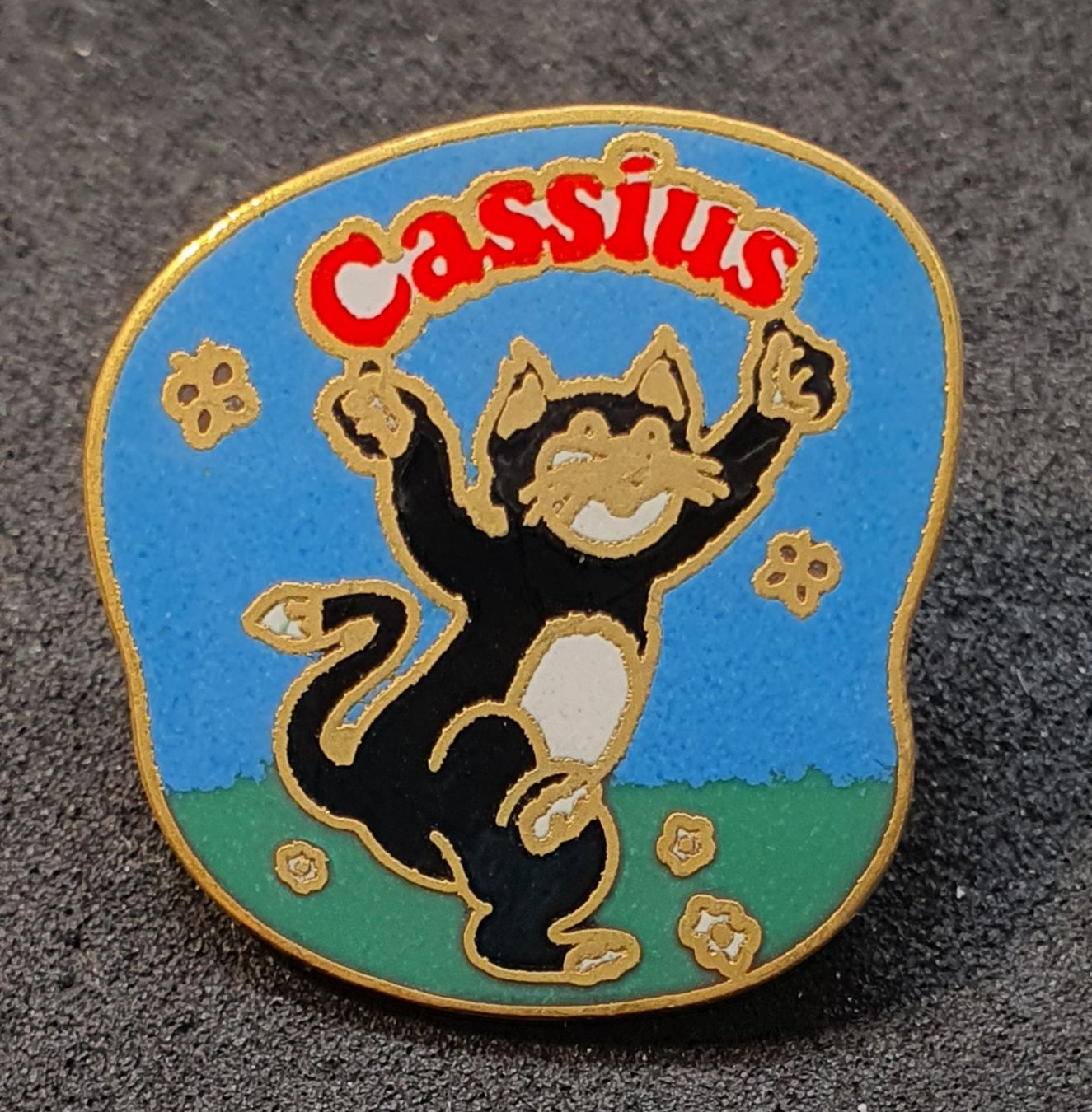 Placchette & Badge: U191 - Pin Cat Katze Cassius – Usato da Reinach BL venduto da Boston-Verkauf 1