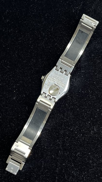Swatch Montres: Swatch Damenuhr Irony, schwarzes Zifferblatt – D'occasion à Grenchen par chththl 2