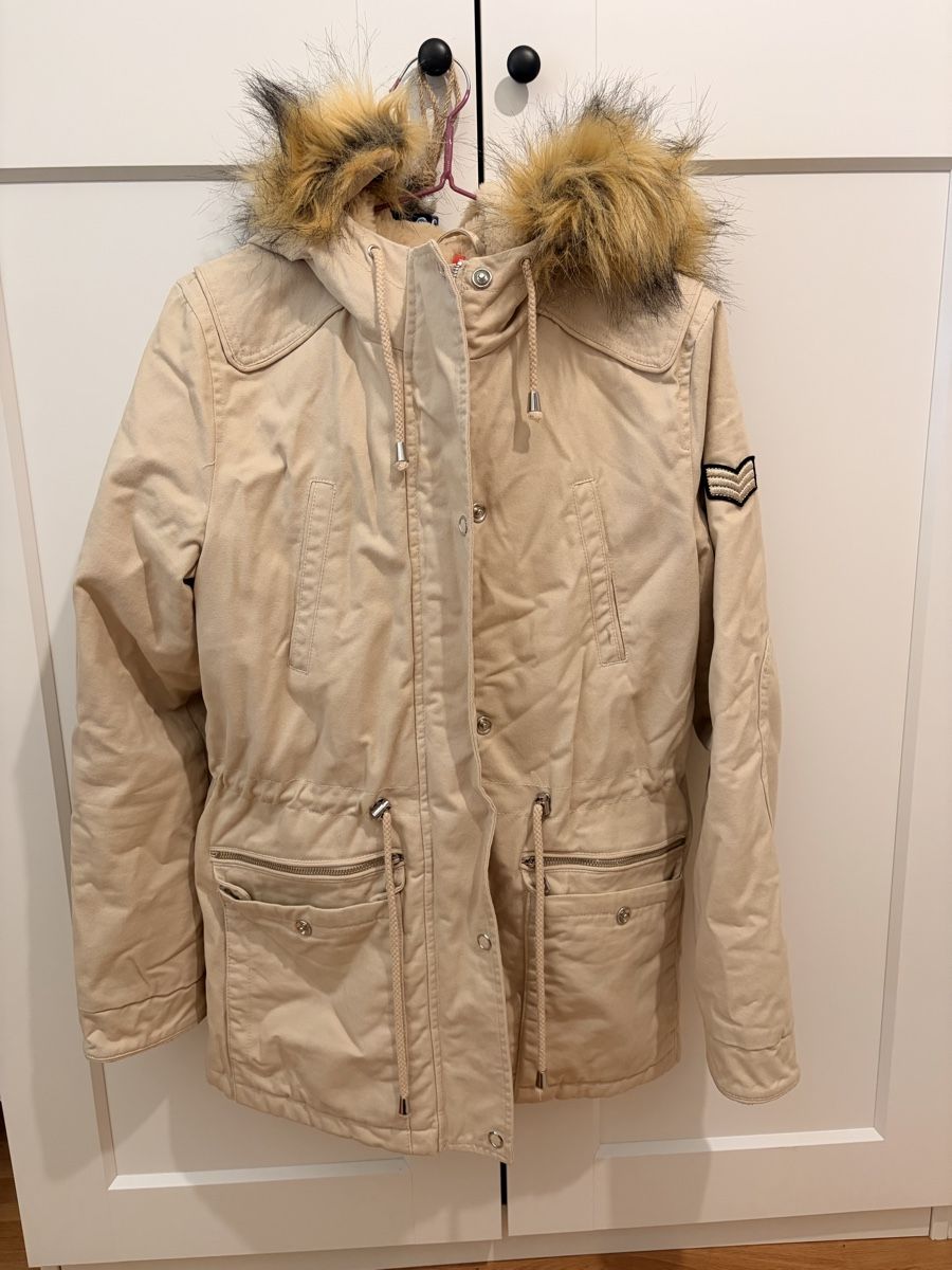 Vestes: Veste parka beige – D'occasion à Bussigny par LabiZaule