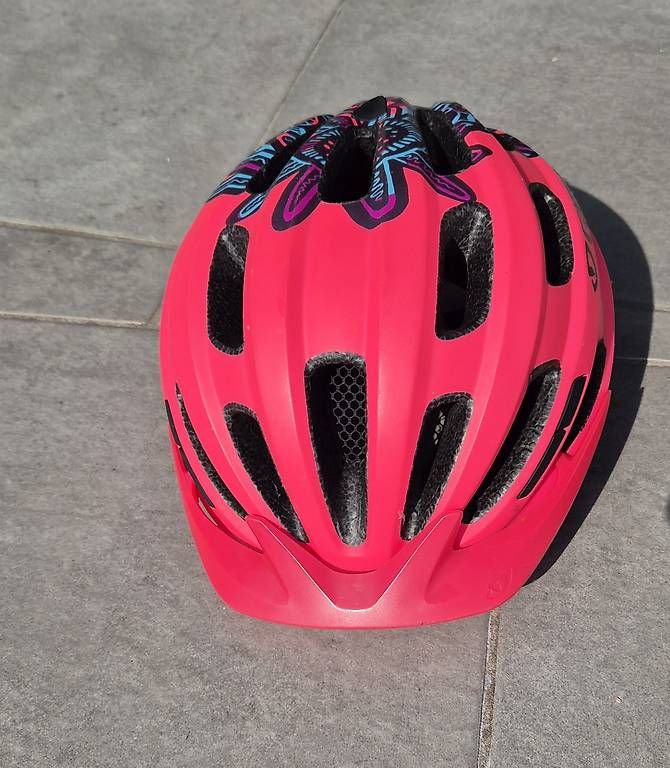 Caschi: Splendido casco GIRO – Usato da Besazio venduto da oma_qjz8 1