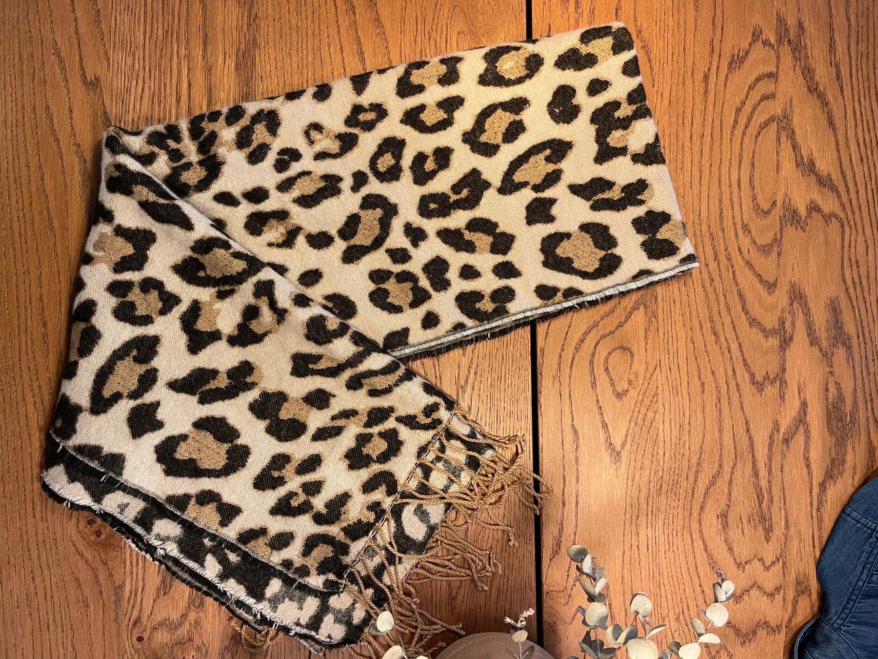 Zara Foulard & Sciarpe: Schal - Animal print – Nuovo (secondo la descrizione) da Winterthur venduto da CamiStore 1