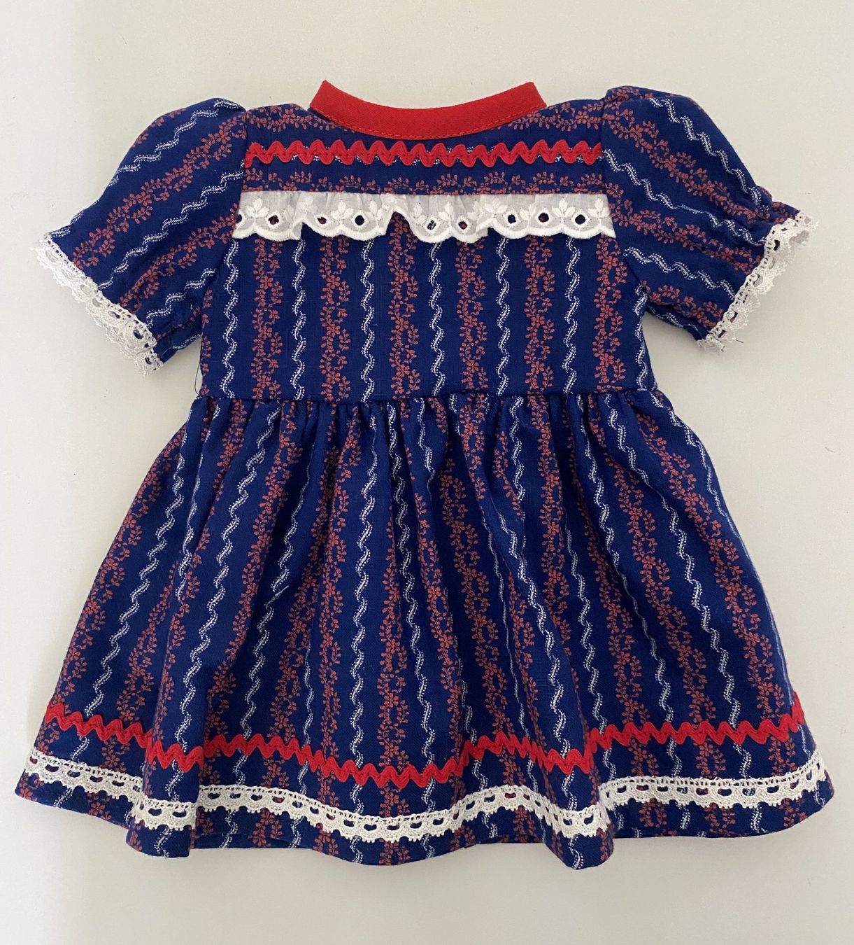 Bambole: Puppenkleid – Nuovo (secondo la descrizione) da Rheinfelden venduto da Tigerlilli