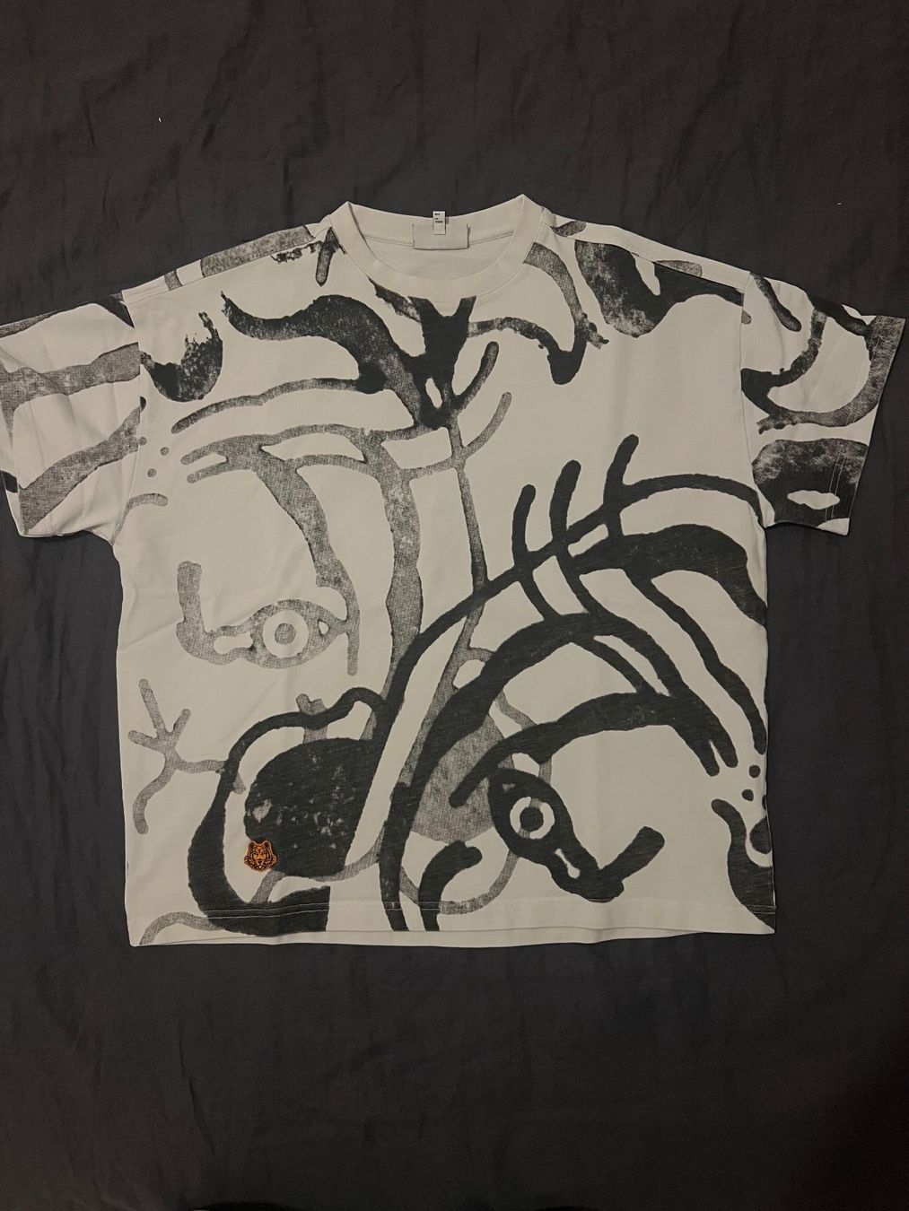 Kenzo T-shirt: Kenzo T-Shirt – Usato da Rümlang venduto da nikki_