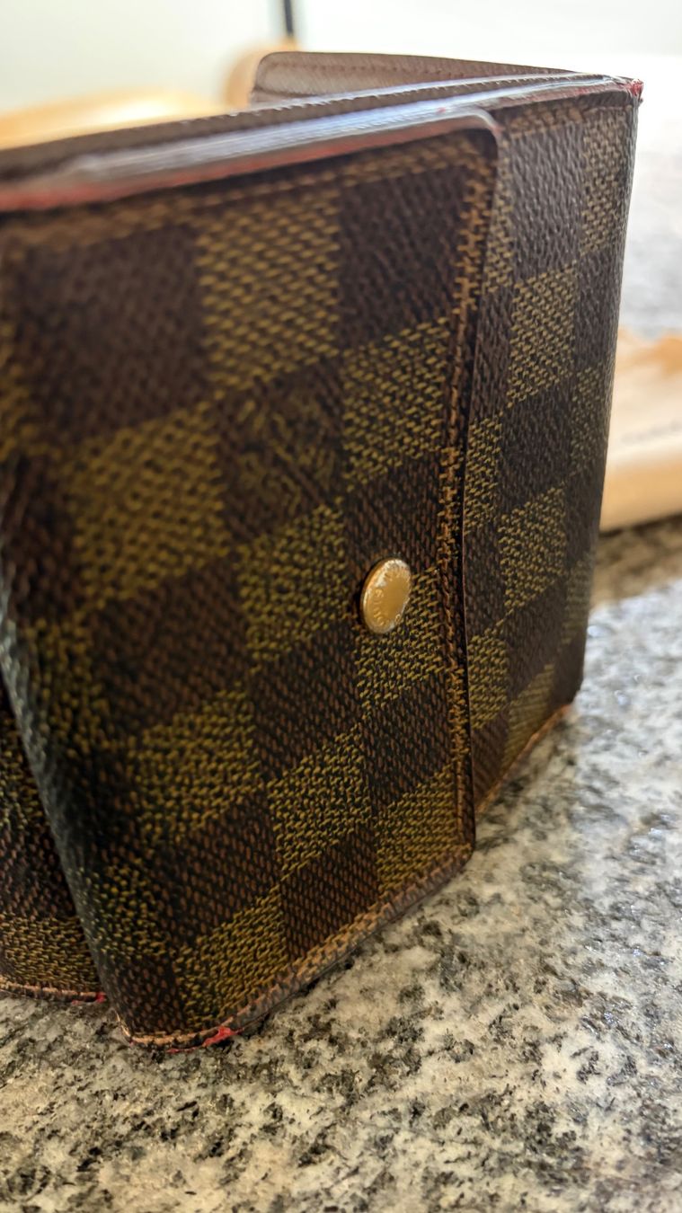 Louis Vuitton Portemonnaie: Porte-monnaie Vuitton – Gebraucht aus Roche VD von ann_s5tc 2