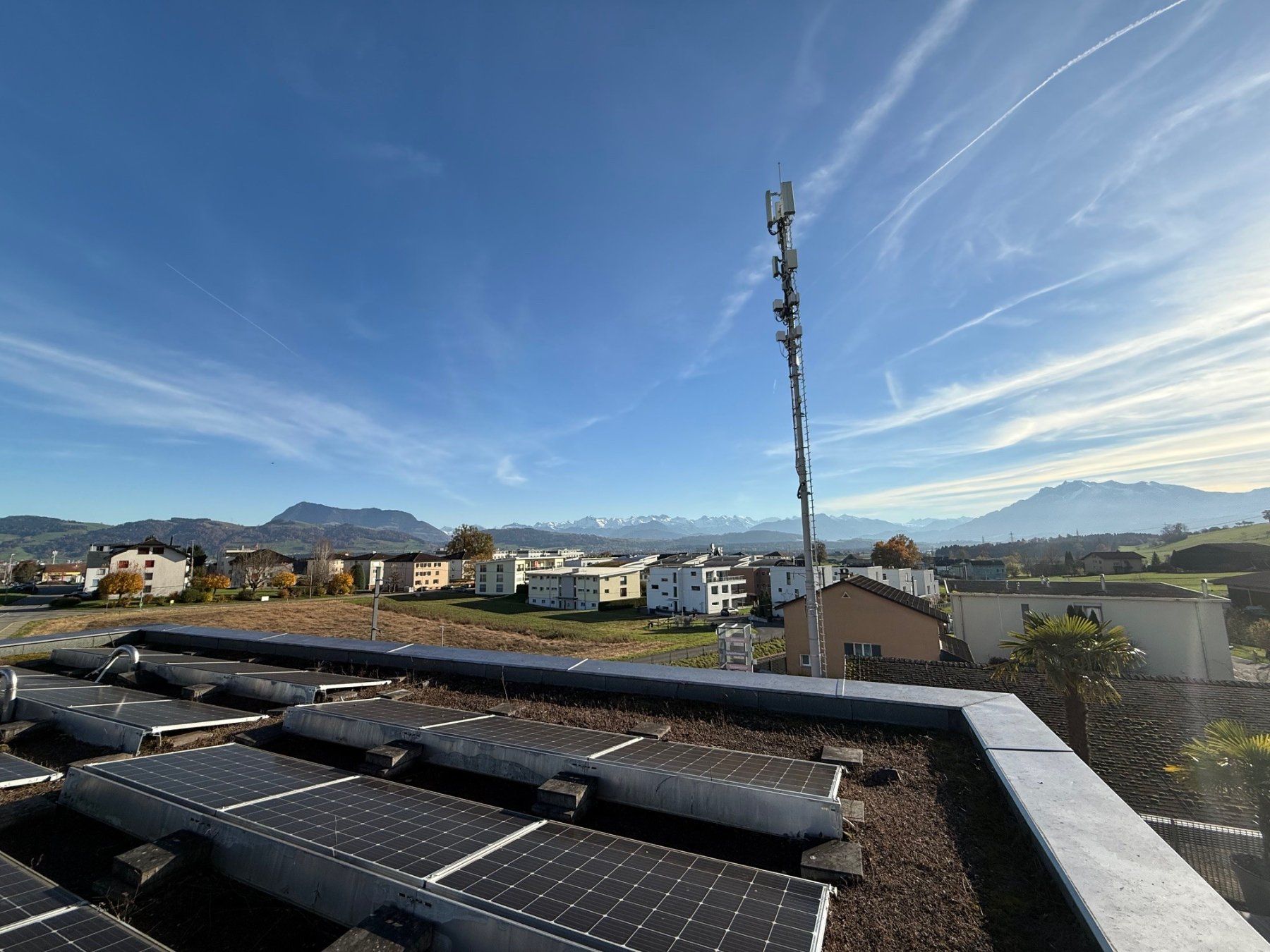 Solargeräte und Solarprodukte: Gebrauchte Solaranlage Baujahr 2018 – Gebraucht aus Eschenbach LU von Lumer_97 1