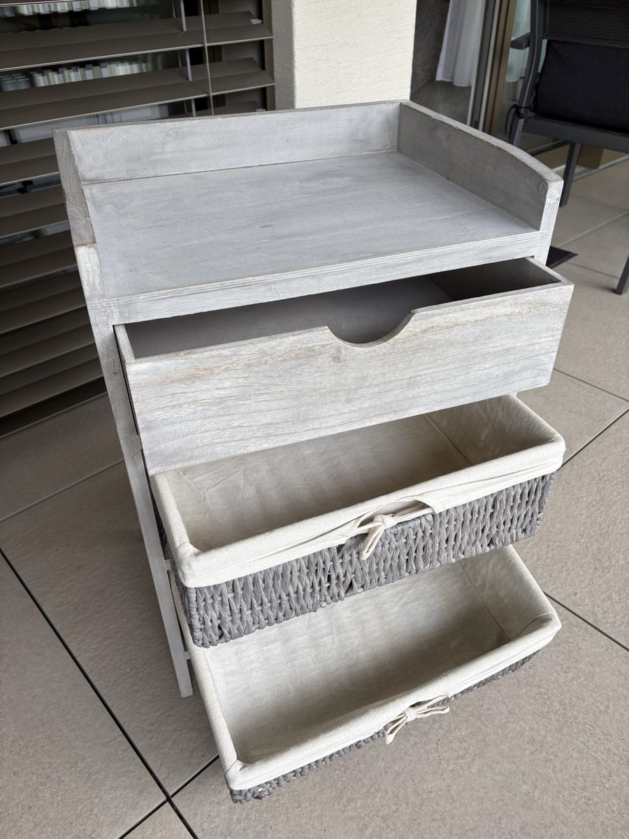 Kommoden: Commode – Gebraucht aus Hinterkappelen von jak_t2gk 1