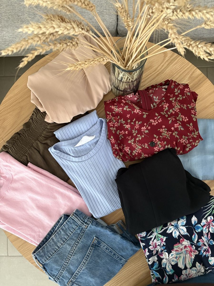 Kleiderpakete: Damen Kleider Paket, Gr. S – Gebraucht aus Wolfhausen von lala_wolfhausen