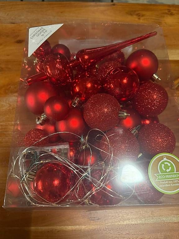 Tutte le decorazioni: Rote Weihnachtskugeln 47x mit Lichterkette – Usato da Zollikofen venduto da hri_r8pr 1