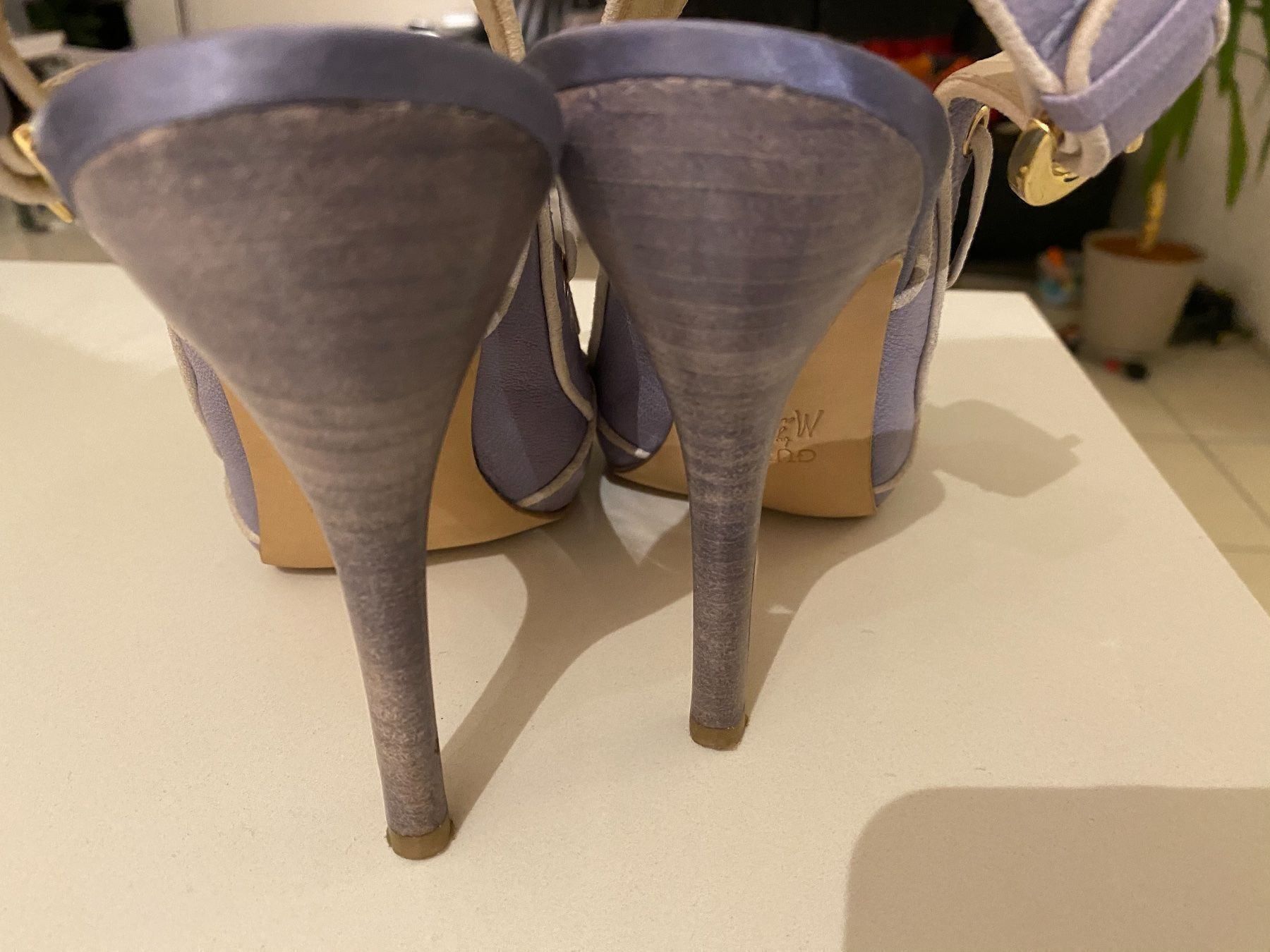 Guess Scarpe da donna: Guess Schuhe Grosse 39 – Usato da Alpnach Dorf venduto da ljusja 1