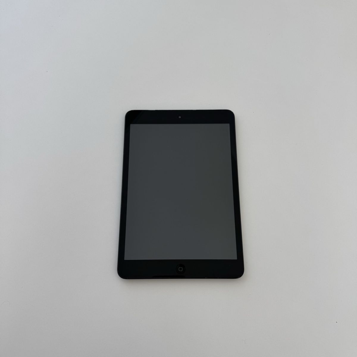 Apple Tablet PC: iPad Mini  – Usato da Zürich venduto da Fontana101 1