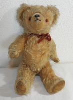 Schöner alter Teddybär Höhe ca. 32 cm