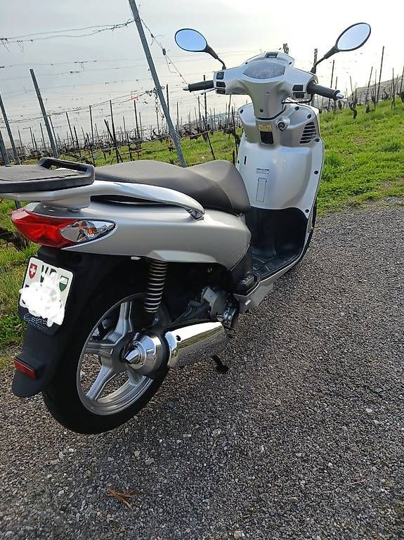 Sym Scooter: Scooter Sym hd 125 Expertisé mars 2026 – Usato da Le Mont-Pèlerin venduto da Tonxr 1