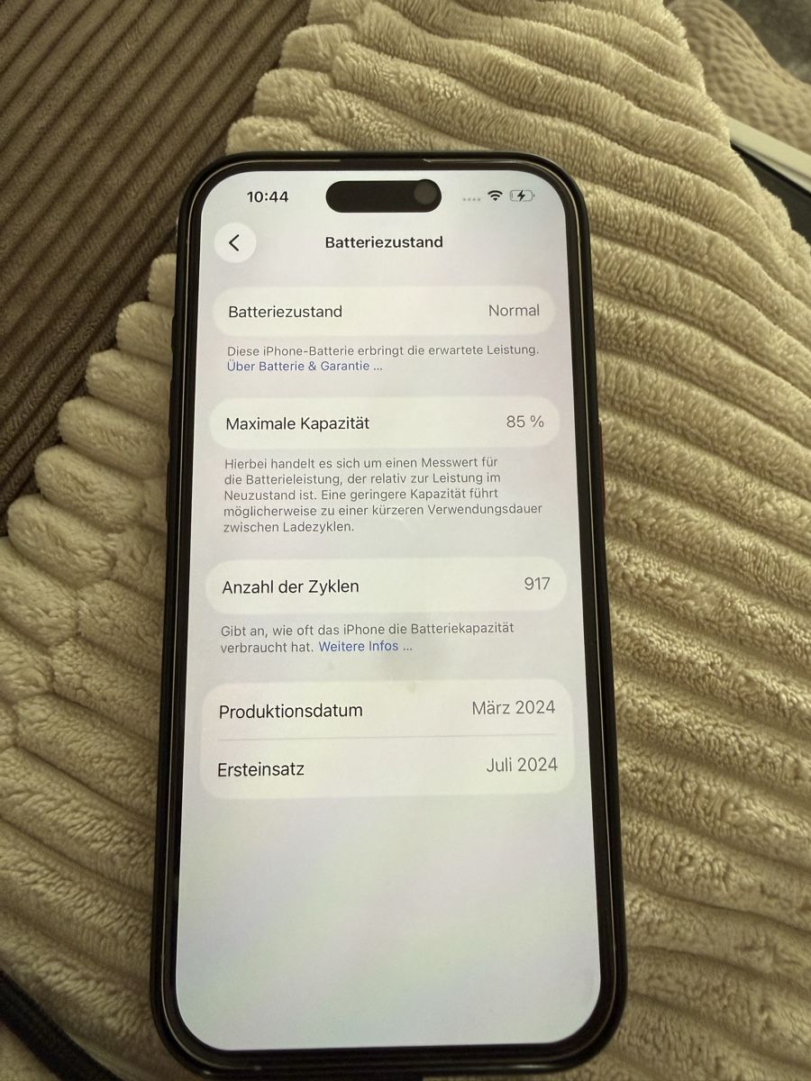 Apple Handys / Smartphones: Iphone 15 pro 256 gb – Gebraucht aus Luzern von ladi01 1