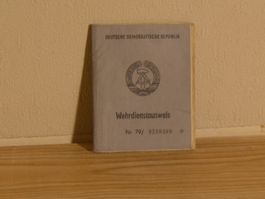 DDR Wehrdienstausweis Nr. 79/, Top Zustand, Rarität! (52)