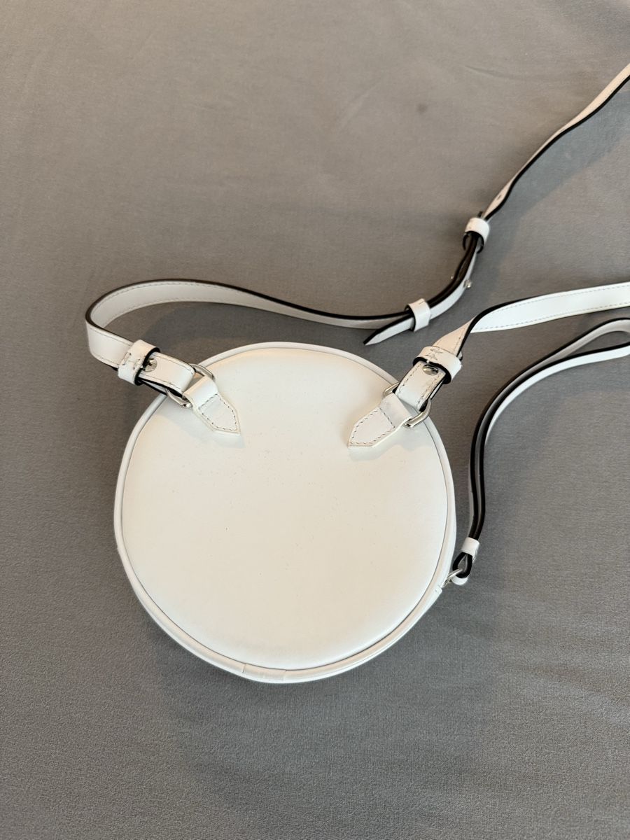 Dsquared2 Borse: Dsquared pill shaped shoulder bag – Usato da Morges venduto da Ramc_c 2
