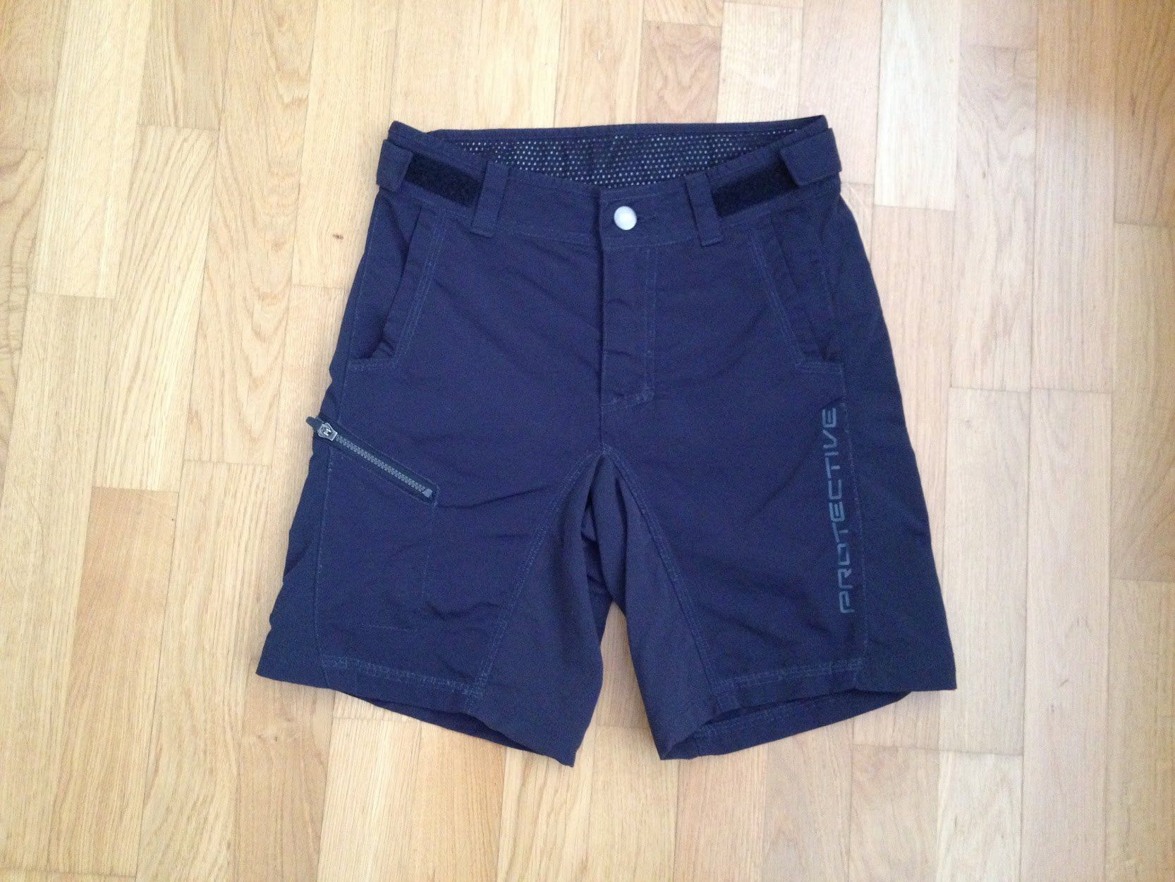 Pantaloni: Sommer Dünne Shorts – Usato da Dübendorf venduto da Fip05
