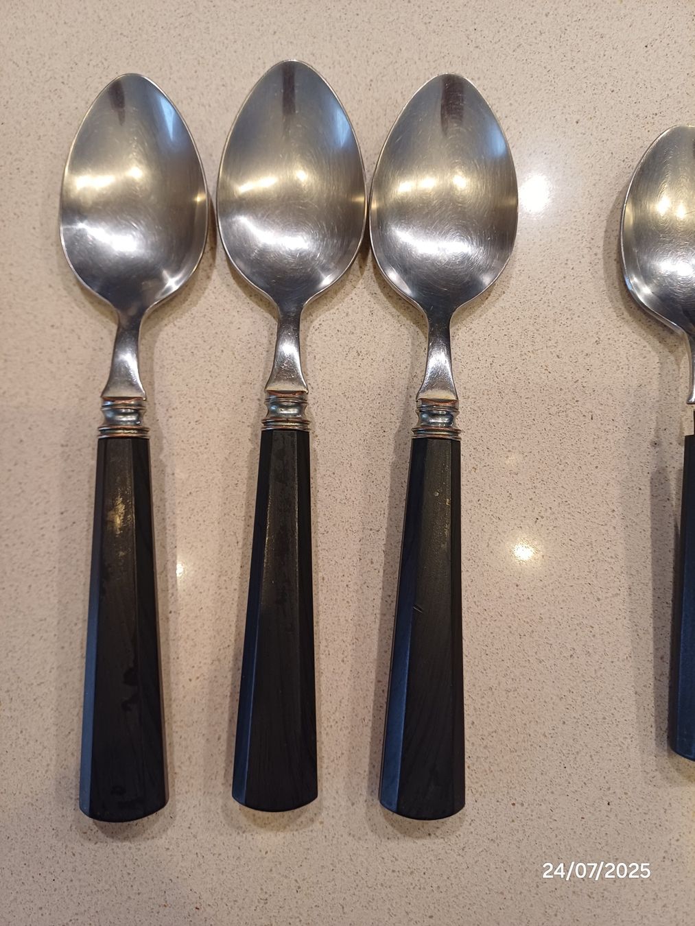 Set di posate: Unvollständiges Besteckset – Usato da Würenlos venduto da Abracadabra26 2