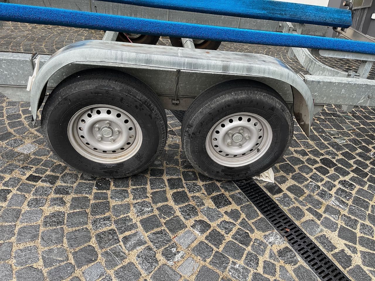 Anhänger: Sigma Boots Anhänger ST 3500 – Gebraucht aus Uetikon am See von Tps0 6