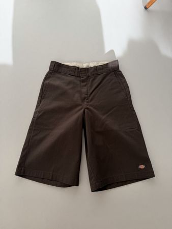 Dickies Shorts braun Grösse 30 Loose Fit guter Zustand