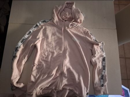 Felpa con cappuccio Puma rosa, taglia M - Ottimo stato!